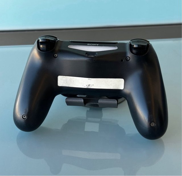 Console Playstation 4 Slim 1TB + 4 Videogiochi