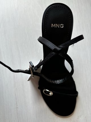 Sandalias tacón Mango negras