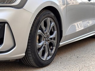 Ford Focus SB | Garantía OFICIAL | ¡Reestreno!