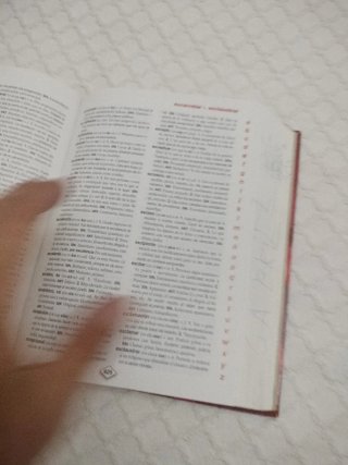 Diccionario Escolar de la Lengua Española. (Inc...