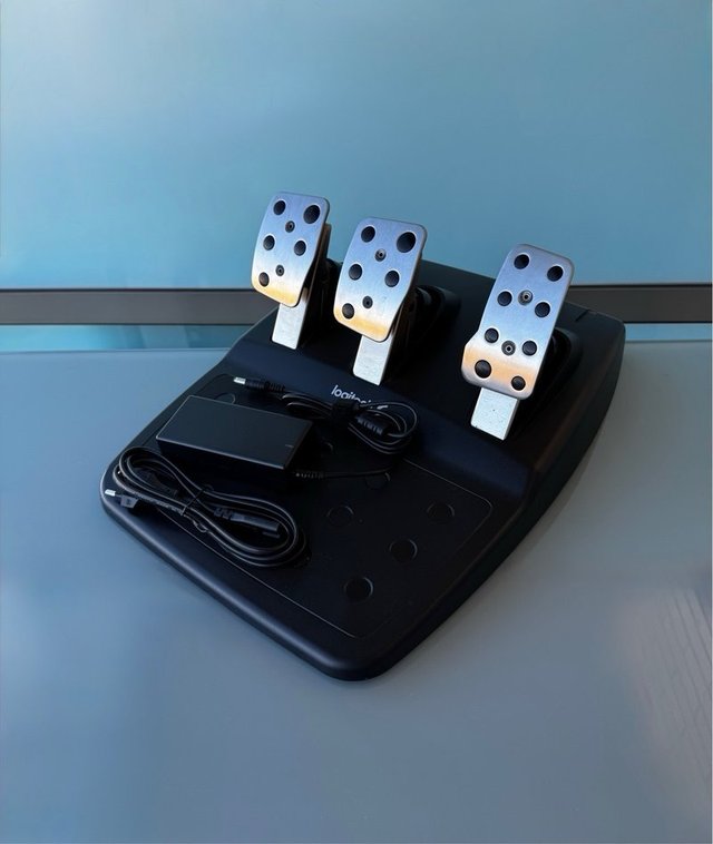Volante Logitech G29 + Pedali + Cambio