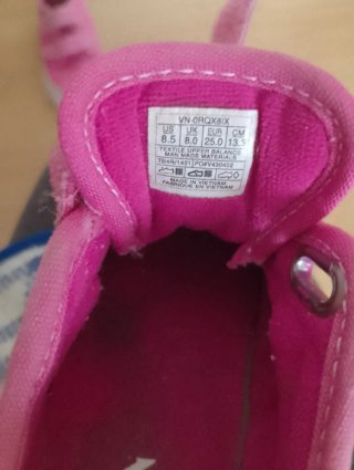 Zapatillas Vans Niña Rosas Velcro.t 25 EN PERSONA