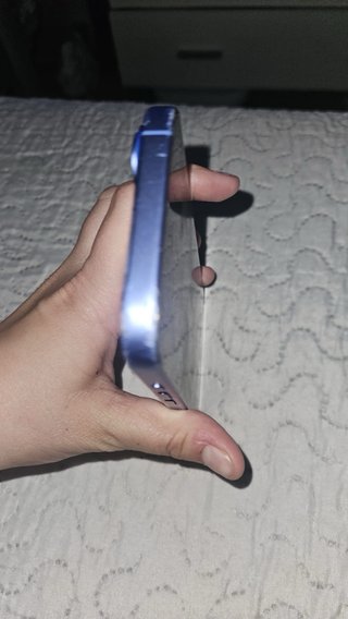 iPhone 16 Azul 96% Salud Batería