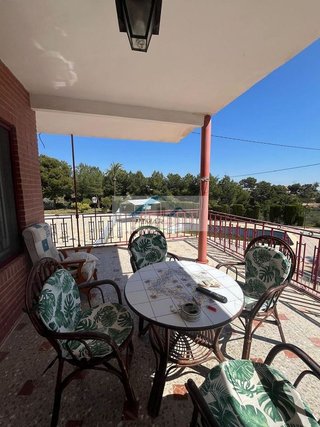 Chalet en venta en Crevillent