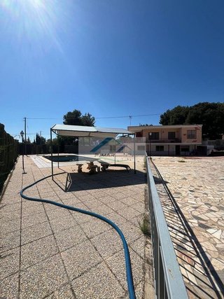 Chalet en venta en Crevillent