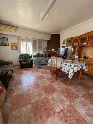 Chalet en venta en Crevillent