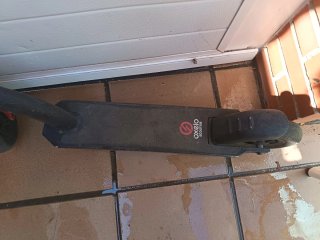 Patinete Oxelo Scooters Negro y Rojo