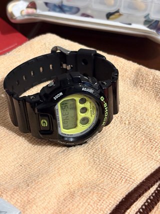 Reloj Casio G-Shock DW6900 Negro/Verde