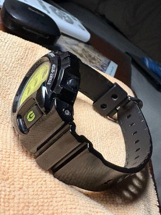 Reloj Casio G-Shock DW6900 Negro/Verde