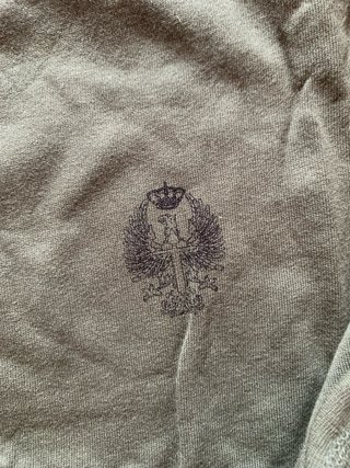 Dos Trajes interiores militares