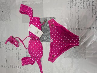 Bikini de lunares rosa
