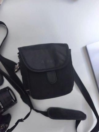 Cámara Nikon Negra
