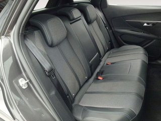 Peugeot 3008 Hybrid 225 e-EAT8 Allure