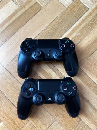 PS4 1TB + 2 Mandos + GTA V y 5 Juegos + Base Carga