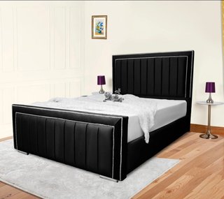 Letto matrimoniale moderno con contenitore