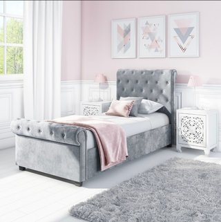 Letto matrimoniale moderno con contenitore