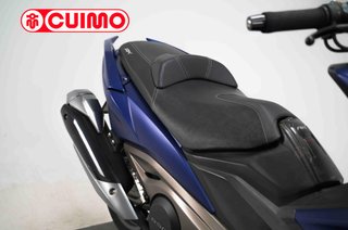 KYMCO AK 550