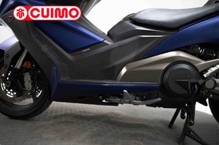 KYMCO AK 550