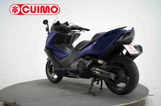 KYMCO AK 550
