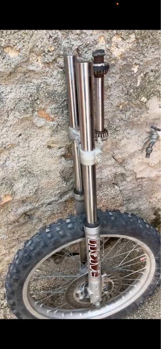 Horquillas Yamaha DT 50 R solo barras