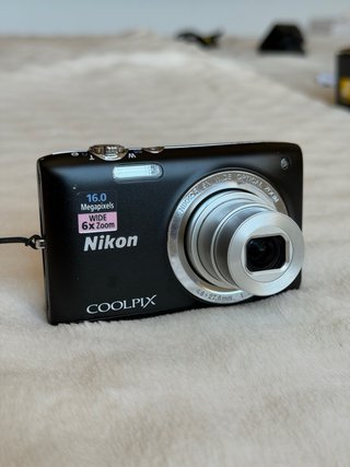Nikon Coolpix S2700 Camara Digital Negra con caja