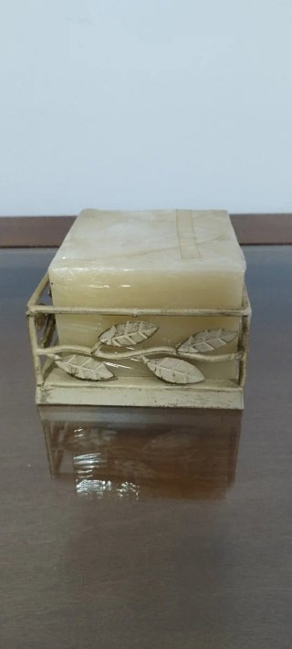 Caja decorativa con vela