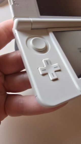 Nintendo New 3DS Bianca con caricatore