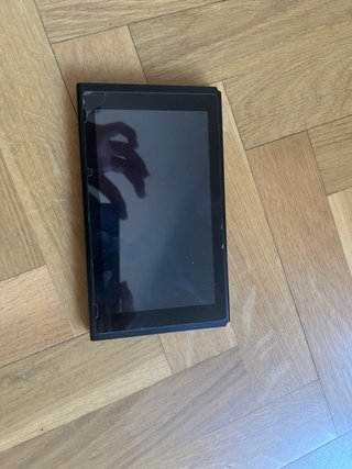 Nintendo Switch + Custodia Delta