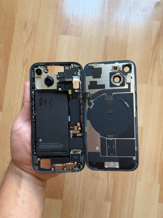 Struttura iPhone 15 originale