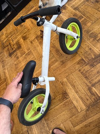 Bicicleta de equilibrio infantil