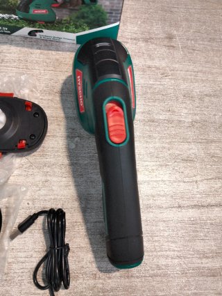 Tijera Cortacésped y Arreglasetos 7,2 V 2000 mAh