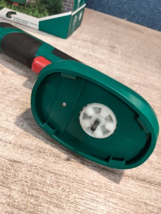 Tijera Cortacésped y Arreglasetos 7,2 V 2000 mAh