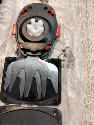 Tijera Cortacésped y Arreglasetos 7,2 V 2000 mAh