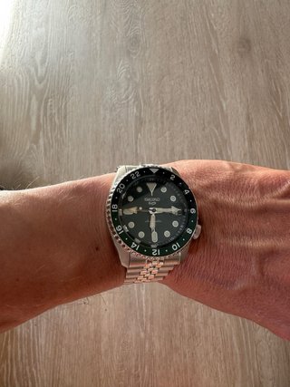 Reloj Seiko 5 Sports GMT Verde