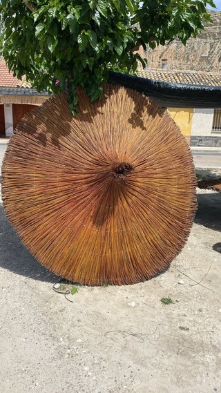 Sombrillas y pérgolas artesanales