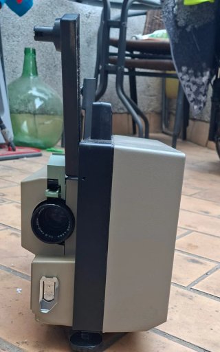 Proyector Elmo ST-180 8mm