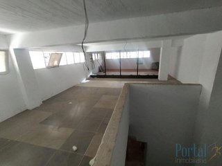 Local comercial en venta en Gamonal en Burgos
