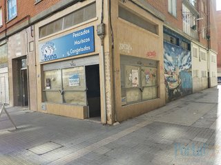 Local comercial en venta en Gamonal en Burgos
