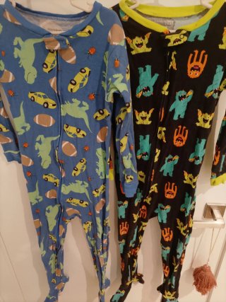 Conjunto pijamas 2-3 años