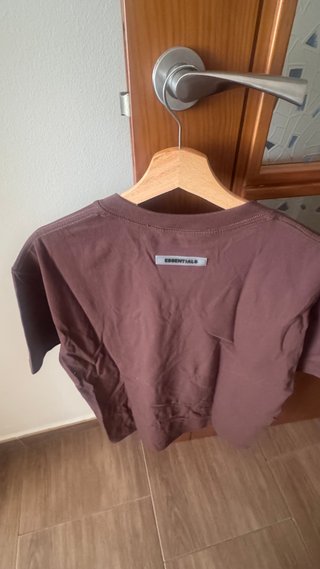 Camiseta Essential Talla L Marrón