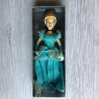 Bambola di porcellana Disney Cenerentola