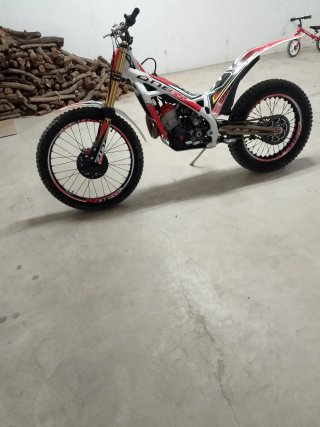 Moto Trial TRS690934882