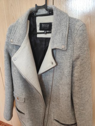 Chaqueta Gris Bershka Talla M