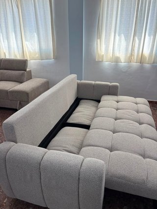 Comodo sofa beige cama con arcon nuevo