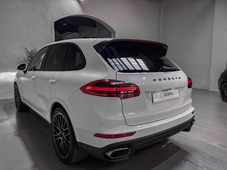 Porsche Cayenne Platinum Edition