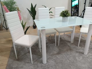 Comedor con 4 Sillas OFERTA!