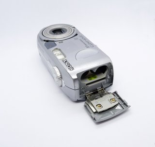 Fotocamera Sony Cybershot DSC-P93 Grigio/Argento