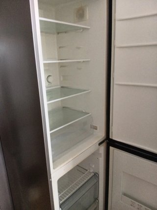 Frigorífico plateado