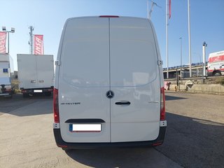 Mercedes-Benz Sprinter 2021