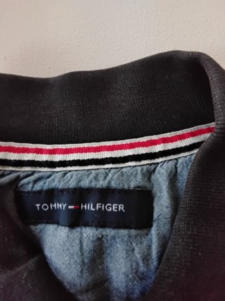 Polo Tommy Hilfiger negro